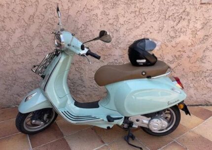 Vends vespa Primavera 50cm3 2023. 6168 km